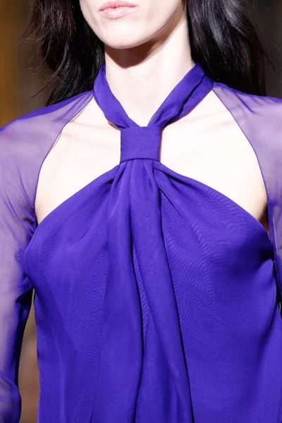 Look 64